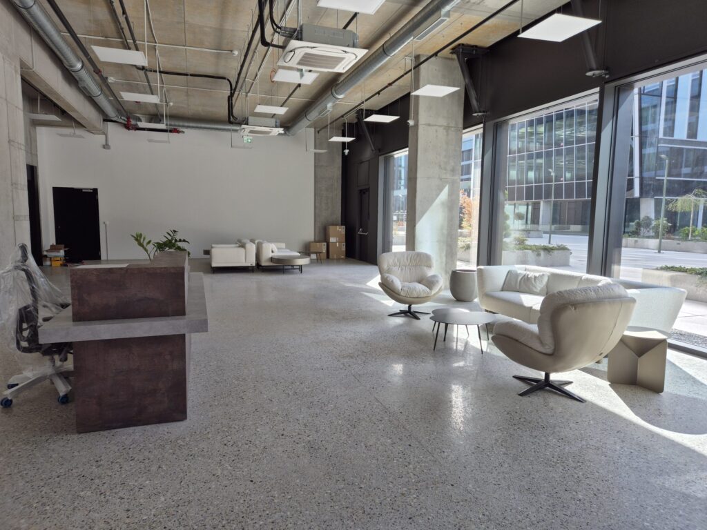 Opremanje Lobby prostora City Island Zagreb (1)